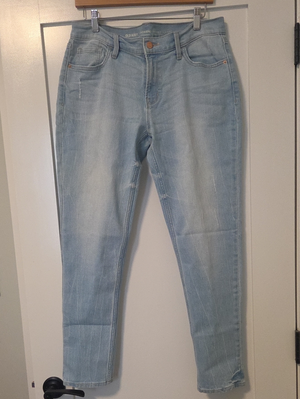 Old Navy Light Blue Women's Boyfriend Skinny Jeans Soft Washed Denim Distress